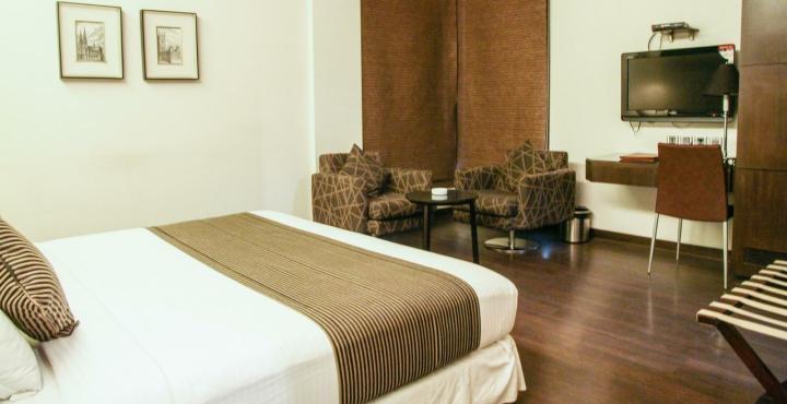 เซาเทิร์น พลาซา Hotel โกลกาตา ภายนอก รูปภาพ